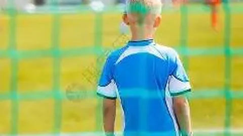 张纪中正面回应妻子显老质疑：美颜滤镜让你审美疲劳