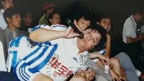 姚晨周冬雨母校再迎“学院奖”，荣获奖项光彩照人